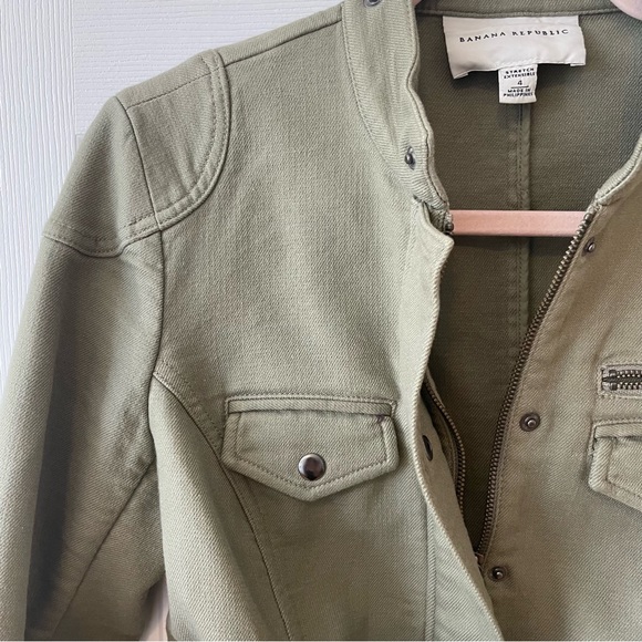 Banana Republic green military inspired cotton blazer/ jacket in size 4 - Picture 7 of 9